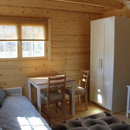 Aadel Guesthouse Пярну Экстерьер фото